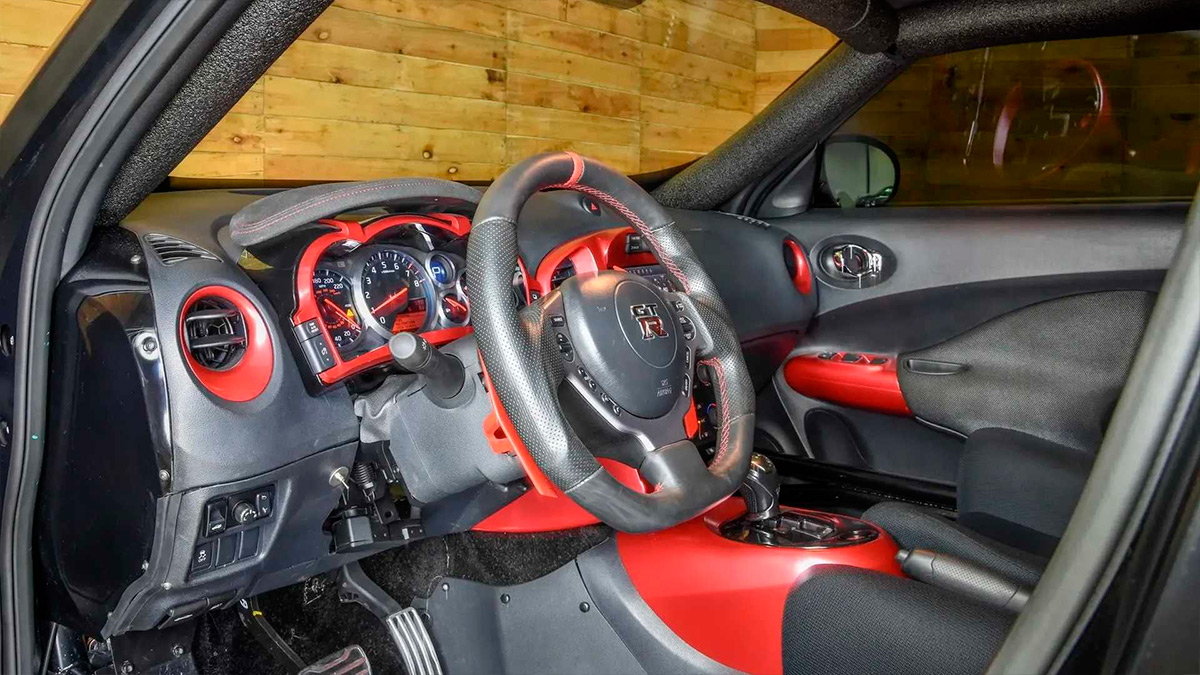 Рідкісний Nissan Juke з двигуном від суперкара GT-R виставлено на продаж